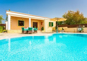 160 m² Villa ∙ 3 bedrooms ∙ 7 guests in Agia Marina Chrysochous