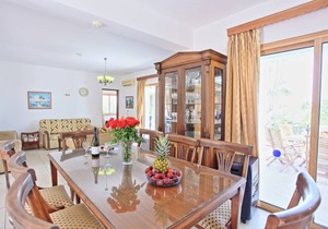 165 m² Villa ∙ 4 bedrooms ∙ 9 guests
