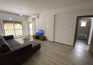 2 Bedroom self contained apartment opposite the Mediterranean Hotel