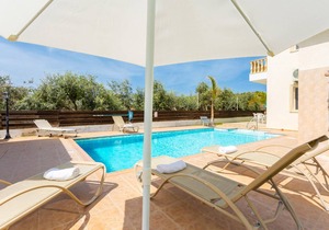 225 m² Villa ∙ 4 bedrooms ∙ 9 guests