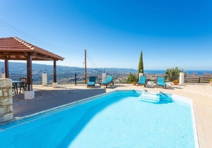 225 m² Villa ∙ 3 bedrooms ∙ 7 guests