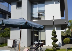 246 m² Villa ∙ 3 bedrooms ∙ 7 guests