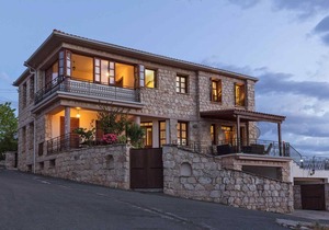398 m² Villa ∙ 5 bedrooms ∙ 11 guests