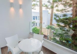Anthea Hotel Apartments