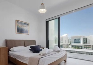 Avalon 1 Villa 9 3-Bedroom Villa with Communal Pool