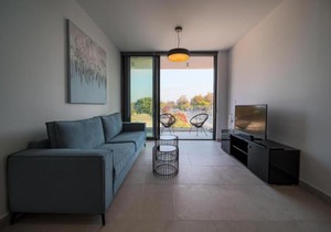Avenue 102 1 BED