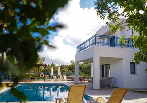 Azzurro Holiday Villas Peyia