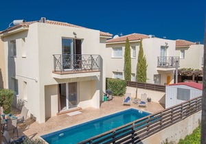 Beautiful 5 Star Holiday Villa in a Prime Location in Protaras