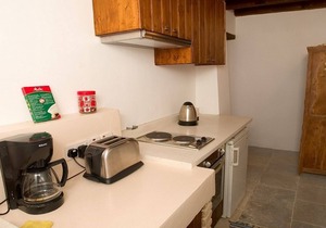 Beautiful Country House Apartment with A/C, WiFi & Pool in the Historical Village of Choirokoitia