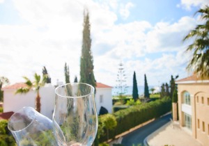 Coral Bay 3 Bed Villa - 300m Coral Bay's Blue Flag Sandy Beaches - Private Pool