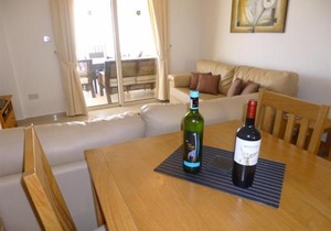 First floor 2 bedroom apartment, large balcony, amazing sea views, communal pool