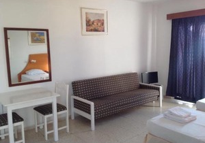 Florea Hotel Apartments