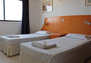 Florea Hotel Apts