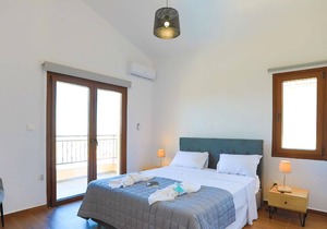 Holiday house Lysos for 1 - 6 persons with 2 bedrooms - Holiday home