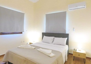Holiday house Lysos for 1 - 6 persons with 2 bedrooms - Holiday home