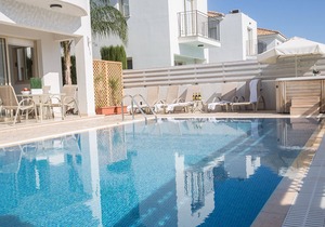 Imagine Your Family Renting a Luxury Holiday Villa Close to Protaras Main Attractions