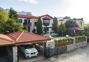 Luxury 4 bedroom villa in Bellapais, Cyprus, near Kyrenia centre, newly restored
