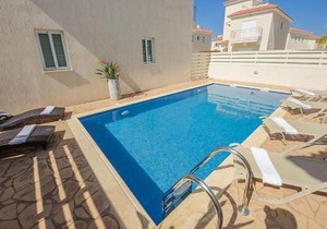Pernera Holiday Villa 012