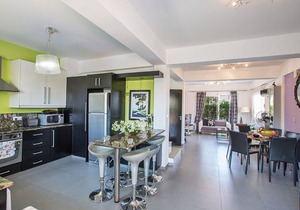 Protaras Dione Villa DI12 - a villa that sleeps 6 guests in 3 bedrooms