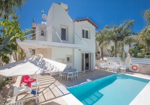 Protaras Katerina Villa KV53 - a villa that sleeps 7 guests in 3 bedrooms