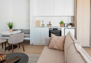 Sanders Armonta - Nimble Studio w/ Balcony