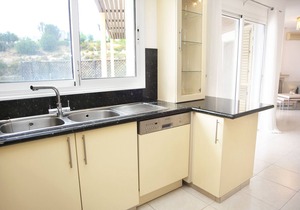 Sea View 3 Bedroom Villa in Central Tala in Tala