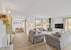 Stunning home in Allinge with WiFi in Allinge