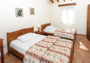 Stunning home in Miliou Paphos with 3 Bedrooms, Sauna and Outdoor swimming pool