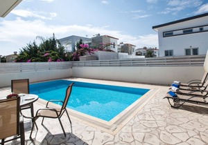 The Complete Guide to Renting Your Exclusive Holiday Villa in Protaras with Private Pool and Close to the Beach