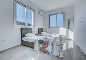 Villa Clea, Luxury 4BDR Protaras Villa with Stunning Sea Views