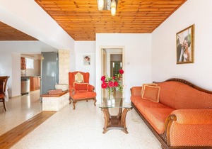 Villa Constantinos - Three Bedroom Villa, Sleeps 7