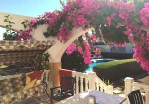 Villa Orange, 3 Bedroom 2 bathroom Villa-Near 2 Sandy Beaches.