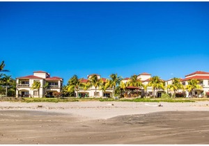 Villas Iguana A-7 Beachfront Condo in Iguana