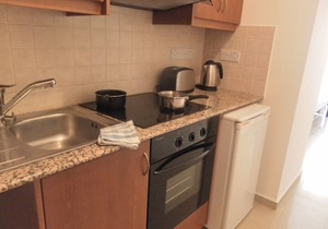 Wonderful studio with double bed, kitchen & shower room, sunny balcony