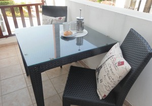 Wonderful studio with double bed, kitchen & shower room, sunny balcony