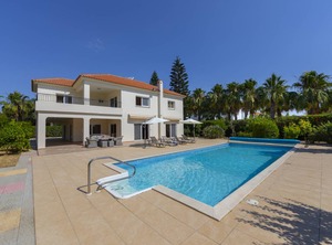 Meneou Mansion | Pervolia
