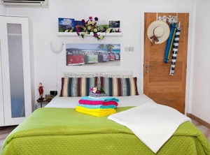 Artemis Boutique | Historical Center