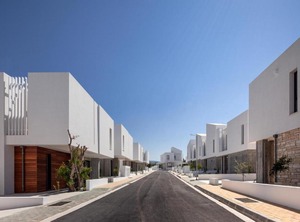 Avalon Villa | Emba