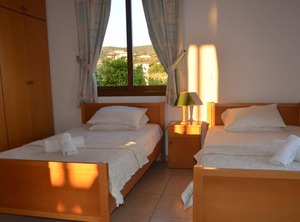 Vanessa Peyia | Agios Georgios Pegeias
