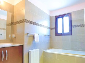 Ferienhaus Lysos Für Personen Mit | Meladeia