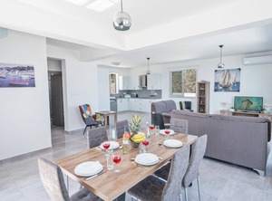Ferienhaus Protaras Für Personen | Atopetres