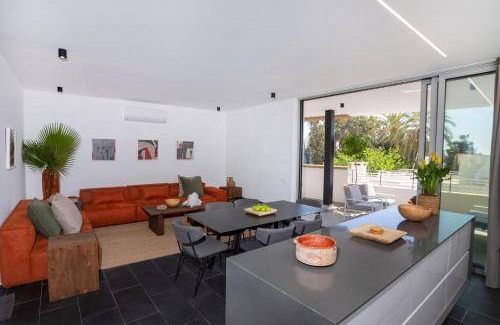 Historical Center Apartment | 100 m² Apartment ∙ 6 guests