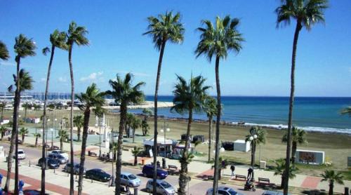 Kiti Apartment | 104 Excellent 2 bed apartment with pool view, AC & gym!