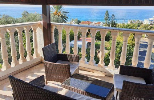 Pomos Apartment | 120 m² Apartment ∙ 2 bedrooms ∙ 5 guests