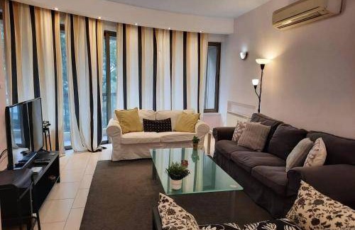 Nicosia Apartment | 120 m² Apartment ∙ 3 bedrooms ∙ 6 guests