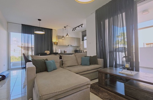 Larnaca Apartment | 130 LCA -stay Digital Den Apartment