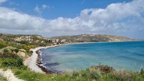 Pissouri House | 130 m² House ∙ 2 bedrooms ∙ 4 guests