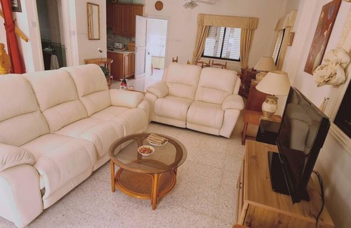 Ayia Thekla Villa | 130 m² Villa ∙ 3 bedrooms ∙ 6 guests