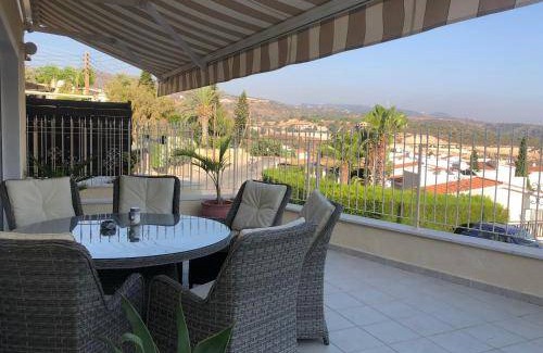 Peyia Town Villa | 140 m² Villa ∙ 3 bedrooms ∙ 7 guests