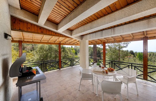 Platres Villa | 140 m² Villa ∙ 3 bedrooms ∙ 6 guests